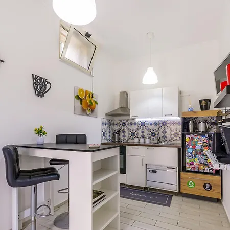 Home4apartment 2, Cathedral Area Salerno